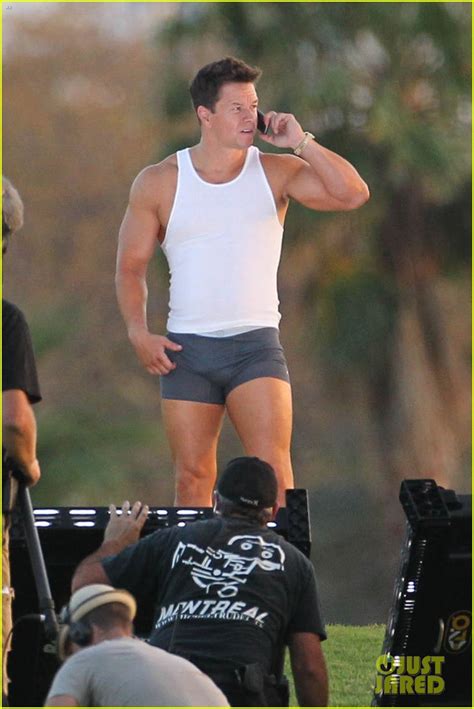 Photo Mark Wahlberg In Underwear For Pain Gain Photo