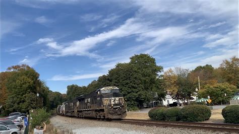 Ns Leads Ns With A Single Mid Train Dpu Thru Norcross Ga