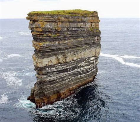 Top 10 Famous Sea Stacks From Around the World | RiTeMaiL