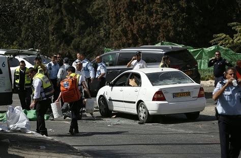 Gerusalemme Attentato Alla Fermata Del Tram Due Morti Sei Feriti