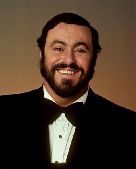 Luciano Pavarotti - (10/12/1935 - 09/06/2007) died age 71. Opera Singer ...