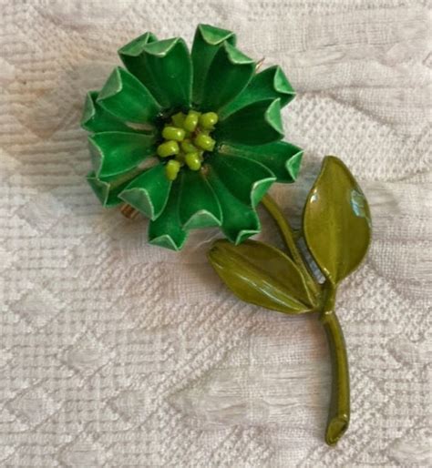 Vintage Green Enamel Brooch Gem