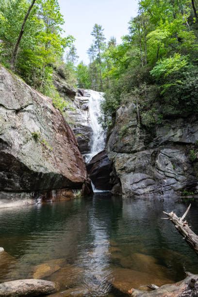 100 Falls Lake North Carolina Stock Photos Pictures And Royalty Free