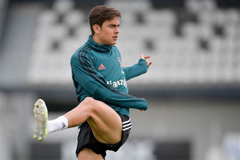 Gabung Ke As Roma Paulo Dybala Segan Pakai Nomor Vivagoal