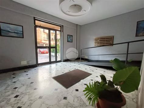 Vendita Appartamento Palermo Quadrilocale In Via Casalini Buono