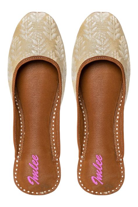 Buy Imlee Jaipur White Suede Floral Embroidered Juttis Online Aza