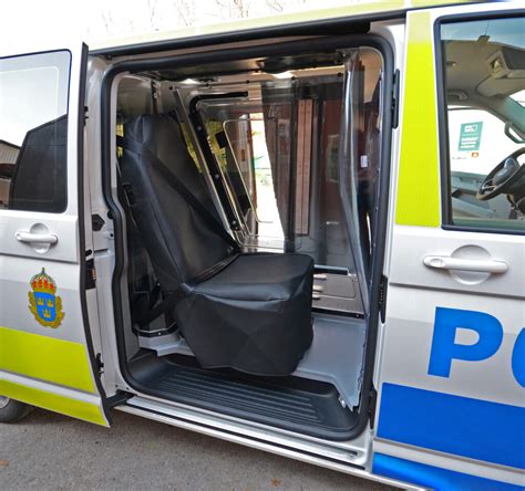 Volkswagen Caravelle T Polis Nordic Vehicle