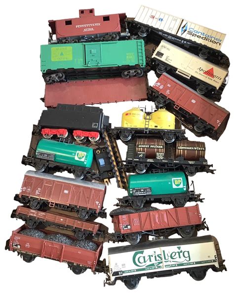 Lot Lot Of 13 Marklin Ho Freight Cars 3 American Style Freight Cars