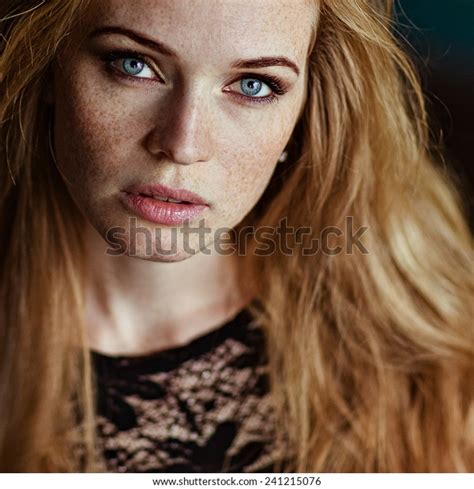 Sensual Very Beautiful Redhead Girl Freckles Foto Stock 241215076 Shutterstock