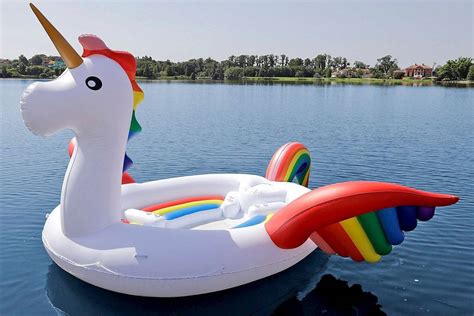 Custom Beach Inflatables for Customers - Worldwide - Inflatable ...