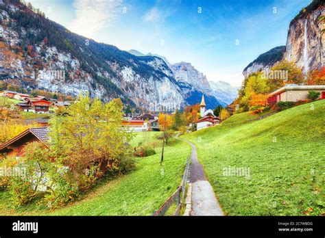 Chiesa Di Lauterbrunnen Immagini E Fotografie Stock Ad Alta Risoluzione