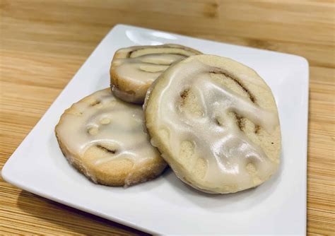 Cinnamon Bun Cookies The Recipe Bandit
