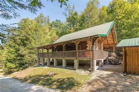 8 Magnificent Red River Gorge Cabins with Hot Tubs - Territory Supply