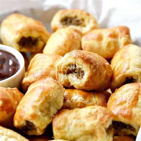 Puff Pastry Sausage Rolls - Cooking with Curls