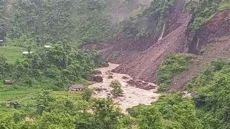 मकवानपुर पहिरो अपडेट थप दुई जनाको शव भेटियो तीन अझै बेपत्ता