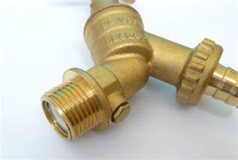 Outside Tap With Double Check Valve BS1010 1 2 Hose Union Bib Tap HUK1