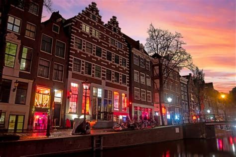 Tour Guidato Del Quartiere A Luci Rosse Di Amsterdam