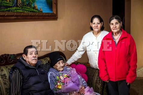 Vive En Santiago Mujer De 106 Años La Más Longeva De Nl