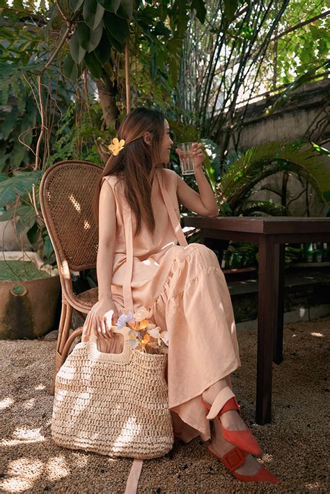 ĐẦM LINEN CAM NUDE SÁT NÁCH CỔ BUỘC NƠ