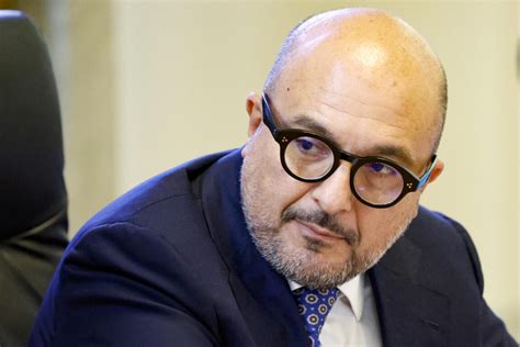 La Nuova Gaffe Del Ministro Sangiuliano 300 Mila Visitatori Per La