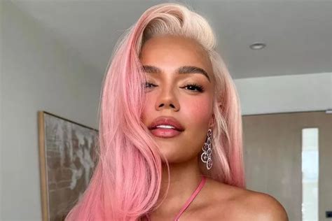Barbie Blush Is The Prettiest Way To Wear The Hot Pink Makeup Trend Makeup Trends Spring