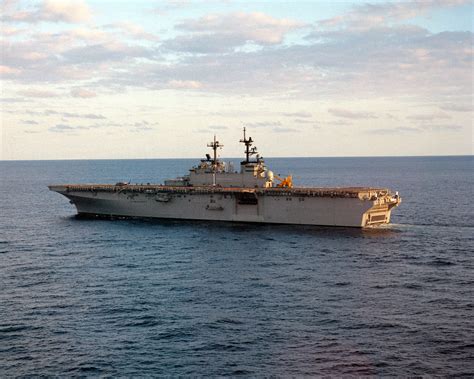 A Port View Of The Amphibious Assault Ship Uss Wasp Lhd 1 Underway Nara And Dvids Public