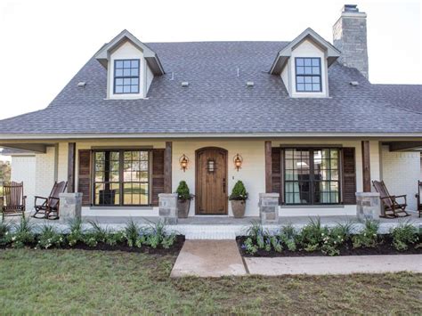 Fixer Upper Fan Farmhouse Obsessed Read These 10 Tips On How To Get