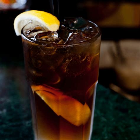 Long Island Iced Tea: A Boozy Cocktail to Enjoy With Friends (Plus Recipe)