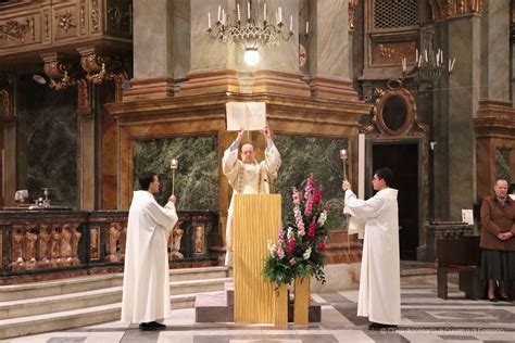 Messa Del Crisma Omelia E Immagini Diocesi Di Cuneo Fossano