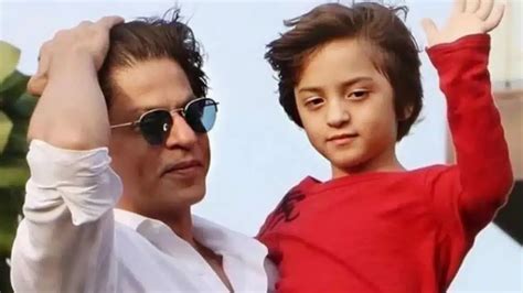 shah rukh khan  shared son abram khans hilarious secret