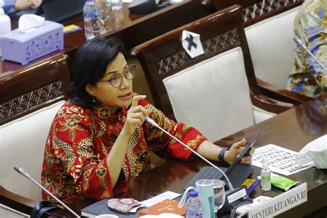 Penerimaan Pajak 2022 Diproyeksi Tembus Rp 1 608 Triliun Halaman 1