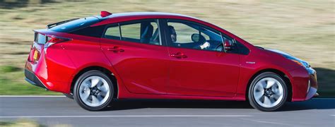 New Toyota Prius Revealed Price Specs And Release Date Heycar Pelajaran