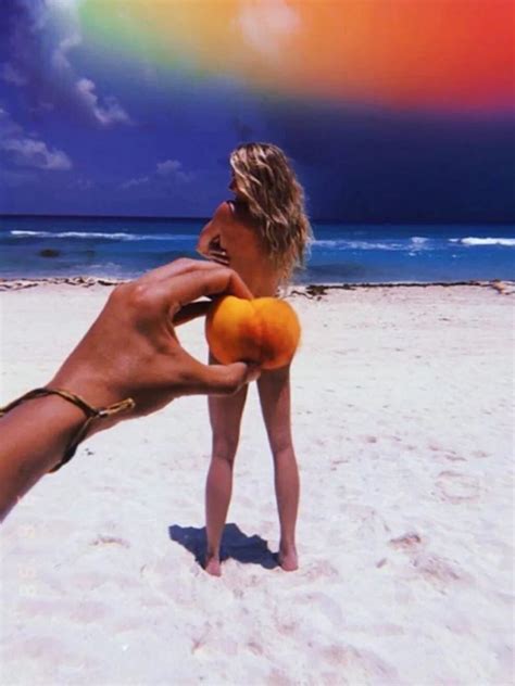 Las Fotos M S Hot De Laurita Fern Ndez En Sus Vacaciones Se Despidi De M Xico Con Dos Topless