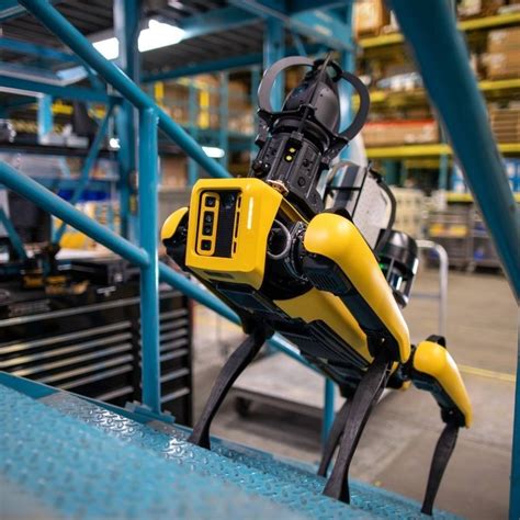 Robô De Inspeção Quadrúpede Spot® Boston Dynamics Com Controle Remoto Para Ambiente