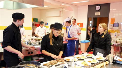 Regionale Vakwedstrijd Horeca In Don Bosco College Nieuw Volendam