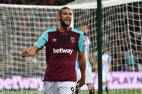 Andy Carroll signe aux Girondins de Bordeaux de Liverpool à Amiens