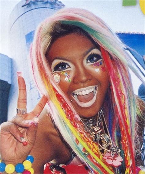 Ganguro Is A Fashion Trend In Japan Where Teenage Girls Try To Emulate The Tan Bimbos Of America