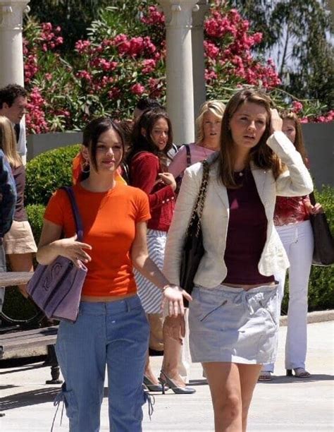 The Oc Marissa And Summer Tv Show Outfits Fashion Tv Fashion