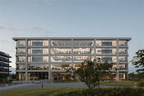 Danone Headquarters / Powerhouse Company | ArchDaily