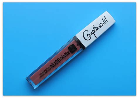 Nude Matte Complimenti Relouis Hair Straightener