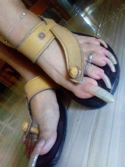 Pin By Stewart Andrewd On Freaky Feet Long Toenails Toe Nails Long