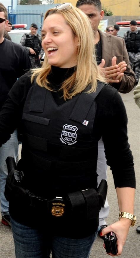 Pin By Pavlo White On Policjantki Female Cop Female Police Officers