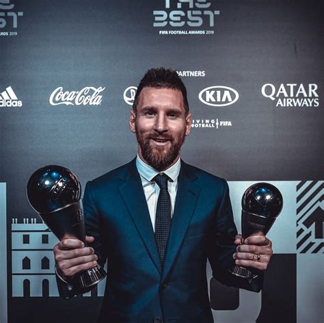 Lionel Messi Scaloni Y Dibu Mart Nez Ganaron El Premio The Best