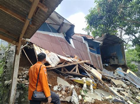 Hujan Dan Angin Kencang Bencana Melanda Kota Bogor Dalam Sehari