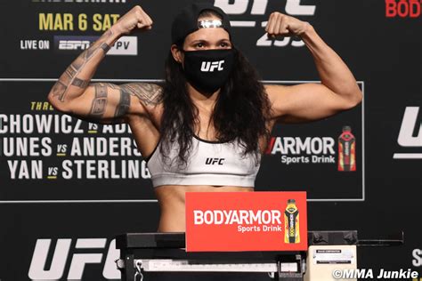 Amanda Nunes Ufc 259 Official Weigh Ins Mma Junkie