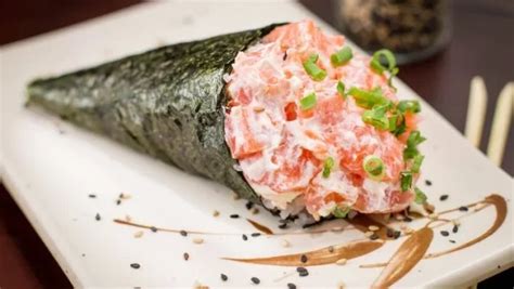 Temaki Salm O Especial Yak Sushi