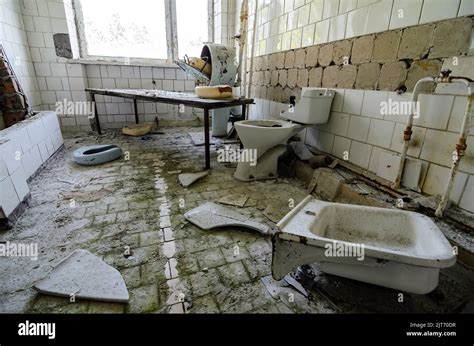 D Tails De L H Pital De Prypiat Dans La Zone D Exclusion De Tchernobyl