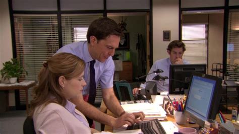 Hp Monitor Used By John Krasinski Jim Halpert In The Office Season