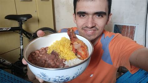 ASMR ALMOÇO DE HOJE ARROZ FEIJÃO CUSCUZ E COXA DE FRANGO ASSADA