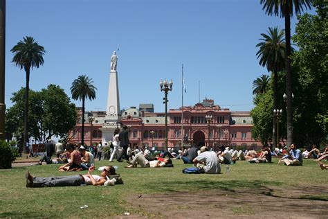 Las Plazas M S Bonitas Del Mundo Chic